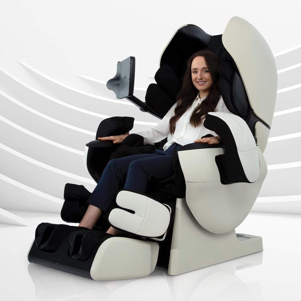 InadaMassage ChairInada ROBO Massage Chair with Facial RecognitionWhite and BlackMassage Chair Heaven