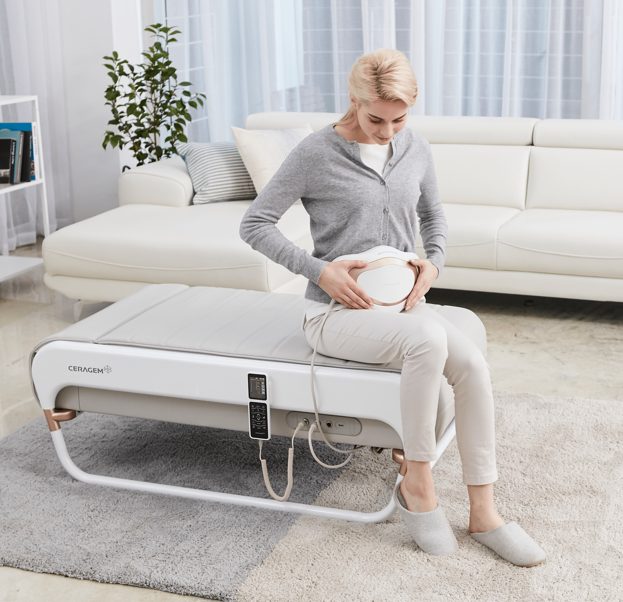 CeragemMassage BedCERAGEM V4 Massage BedWhiteMassage Chair Heaven
