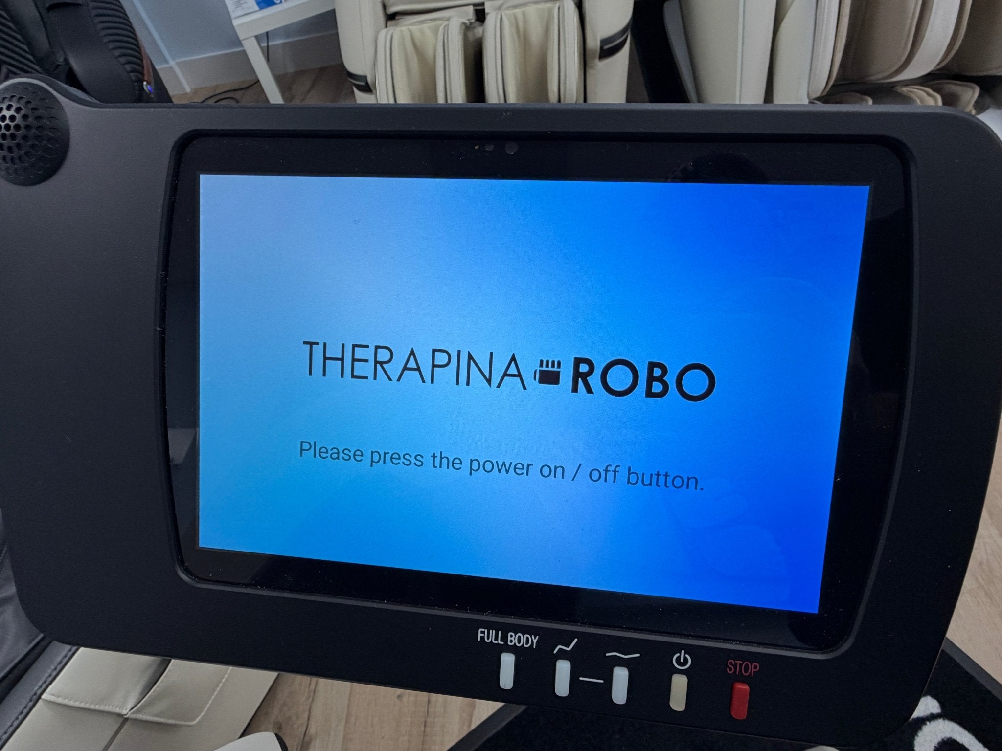 InadaMassage ChairsInada ROBO Massage Chair with Facial Recognition ( OPEN BOX FLOOR DEMO)White and BlackMassage Chair Heaven