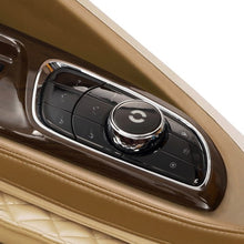 Load image into Gallery viewer, DaiwaMassage ChairDaiwa Supreme Hybrid Massage ChairGoldMassage Chair Heaven