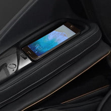 Load image into Gallery viewer, DaiwaMassage ChairsDaiwa Black Panther Supreme Hybrid Massage ChairBlackMassage Chair Heaven